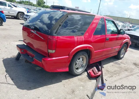 2001 Chevrolet Blazer Xtreme z USA, uszkodzony, nr VIN 1GNCS18W41K241062
